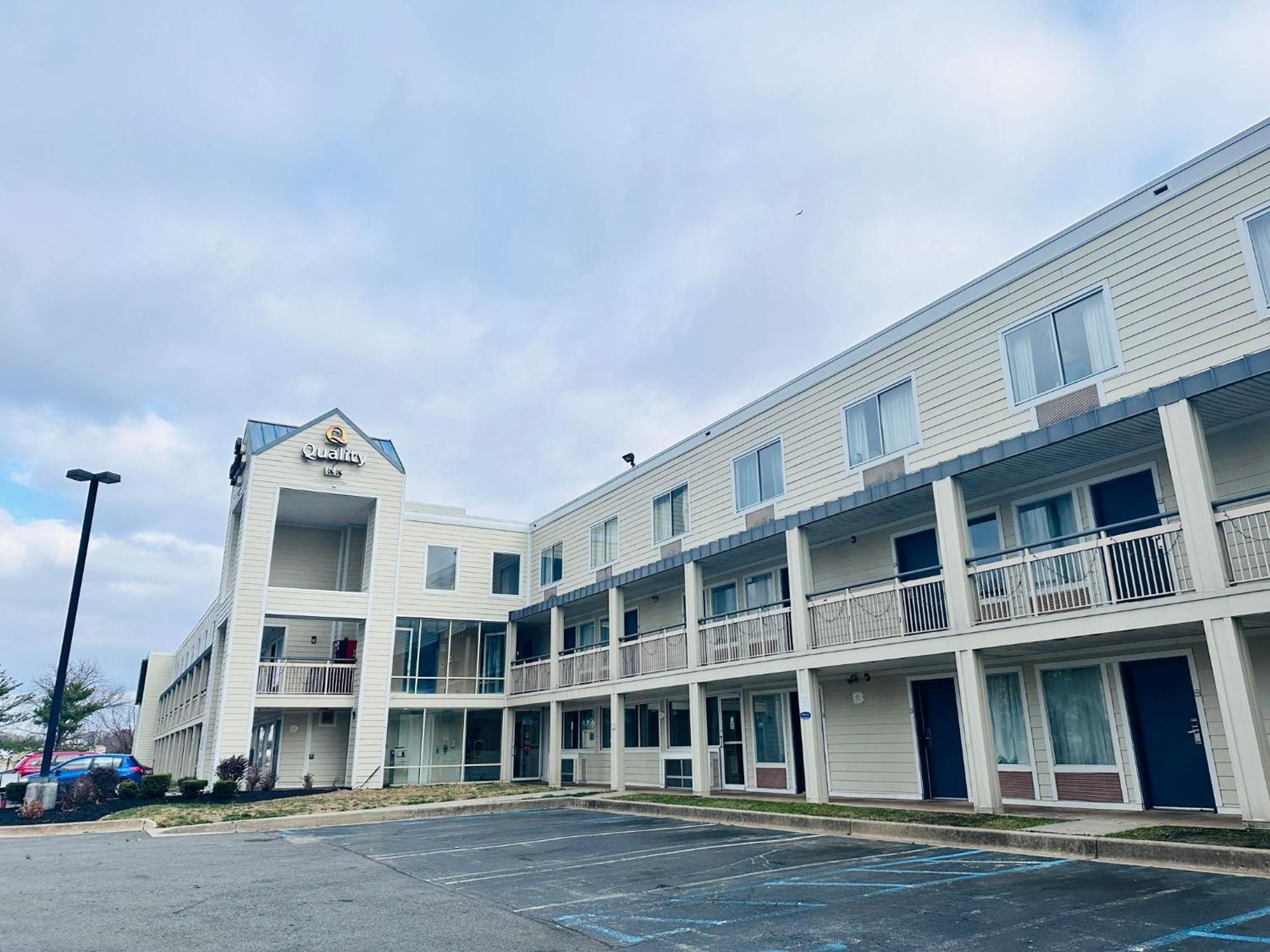Quality Inn Newark Esterno foto